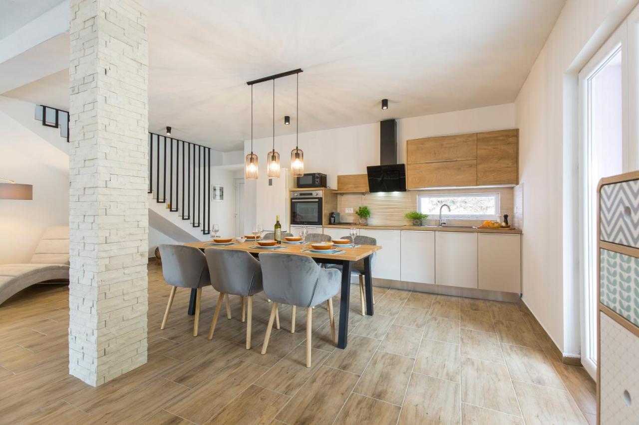 Villa El Istria Labin  Εξωτερικό φωτογραφία